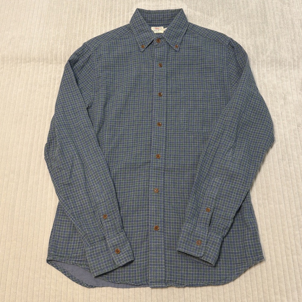 FAHERTY Men Button Up Shirt Small Blue Plaid Pocket Long Sleeve Collar Cotton
